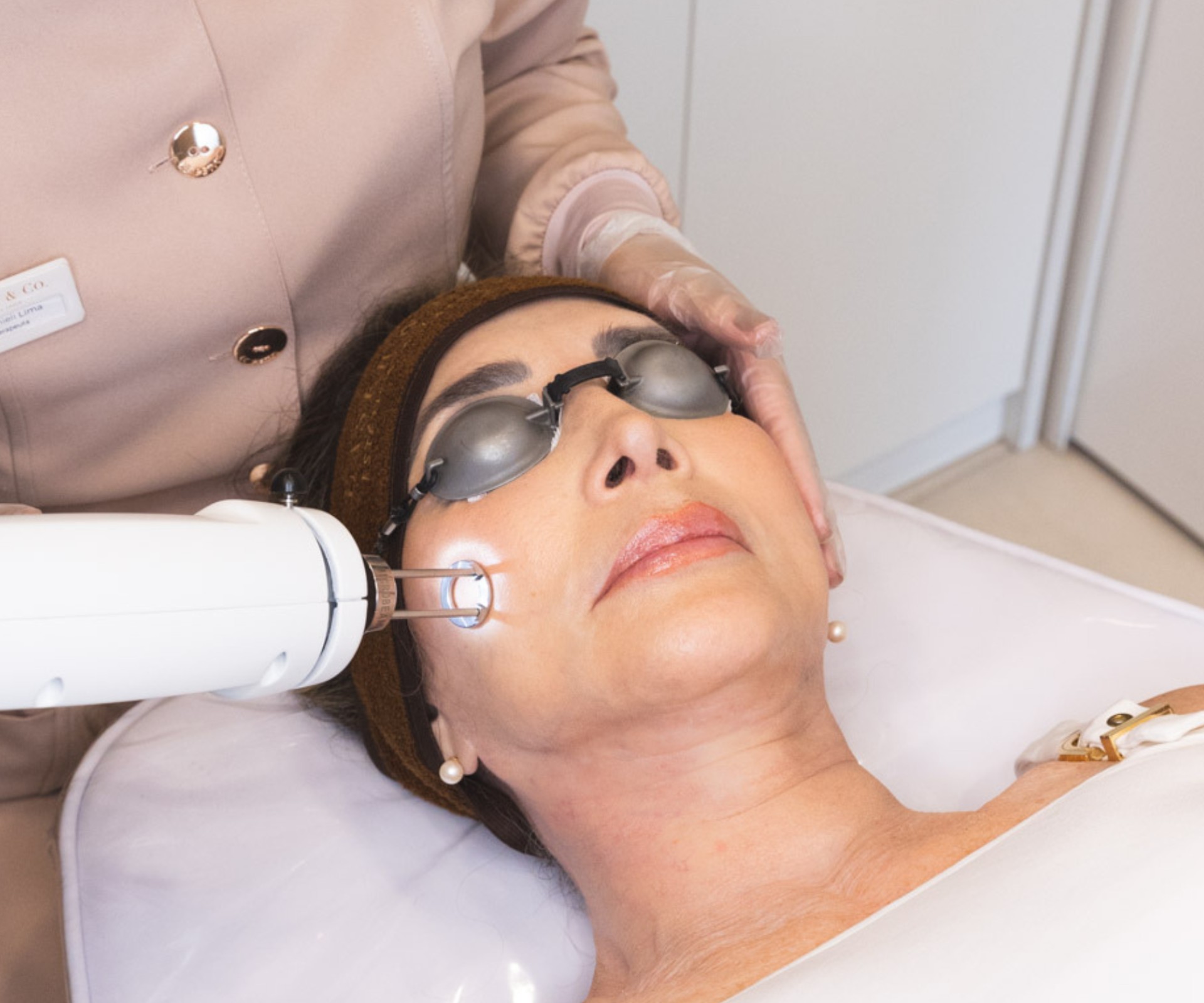 Reju Facial  a  laser